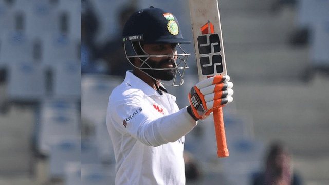 20220305_120004_0000 IND vs SL, Day 2: Ravindra Jadeja hit a century, Ashwin hit a half-century, India's score 468/7 till lunch