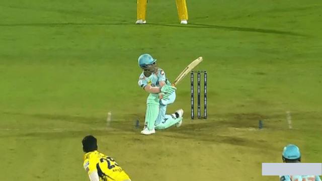 criccrank - 2022-04-01T011214.385 LSG vs CSK: Ayush Badoni's 19-run stormy innings won again, 40 runs in 13 balls partnership with Lewis, Wasim Zafar tweeted this