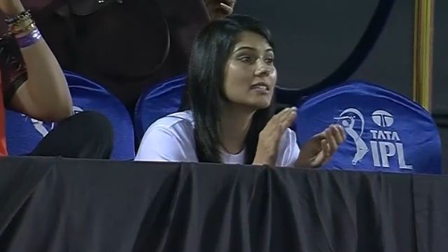 IPL 2022: Juhi Chawla-Kavya's discussion more than Hyderabad's victory, photos of reaction went viral