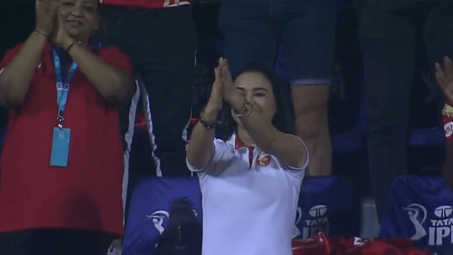 IPL 2022: Preity Zinta made headlines more than Punjab's victory, "Dimple" won millions of hearts, photos of reaction went viral