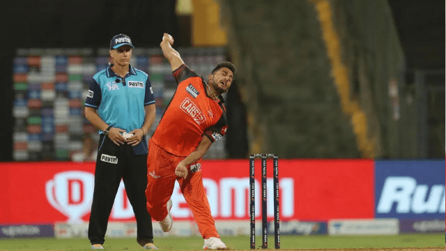 "Team India doesn't need the speed of Umran owner, it needs Mohsin Khan"