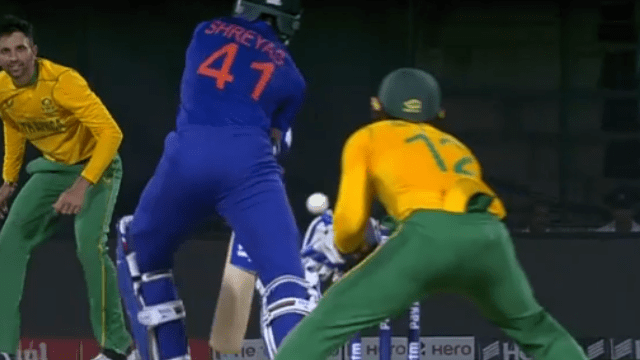 De Kock left Shreyas's very easy stumping