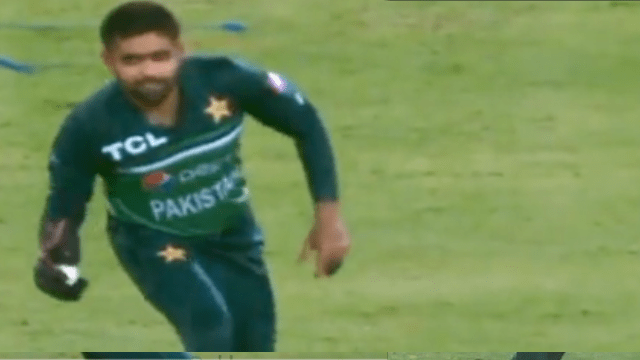 Video: Babar Azam started to understand himself as "God of cricket", did arbitrariness, the umpire showed the mirror