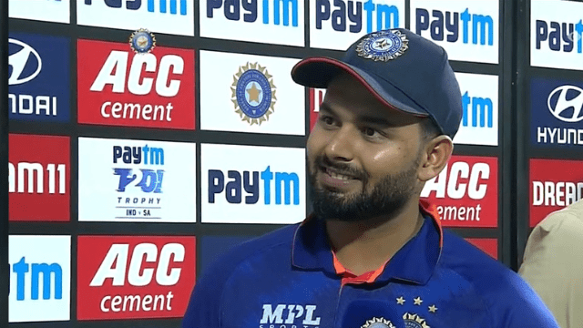Rishabh Pant blamed it for his defeat, Ganguly standing next to smile