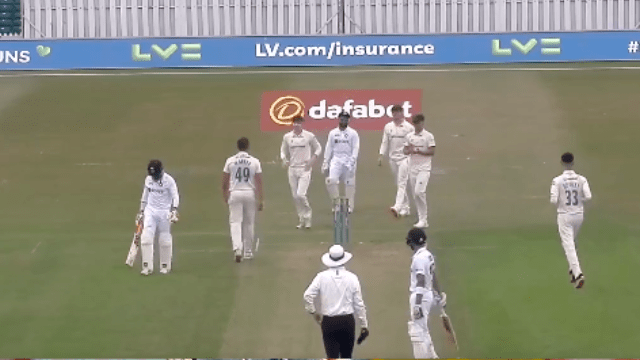 Roman did LBW on this dangerous ball to Jadeja, not giving up IPL's bad form