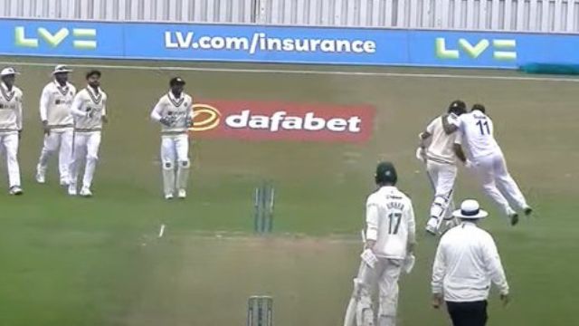 shami-cleans-cheteshwar-pujara-for-a-duck-and-celebrates-the-dismissal-by-jumping-on-him