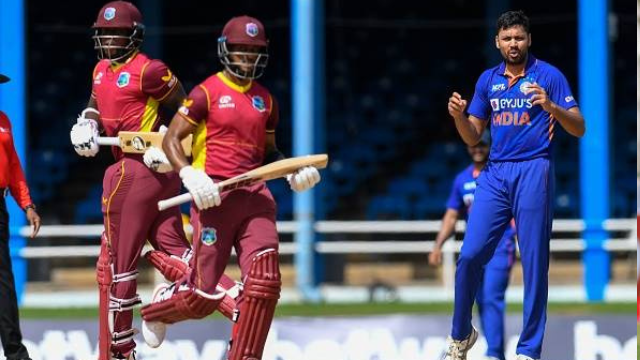 criccrank - 2022-07-25T012452.451 INDvsWI: This shameful record was made on the debut of Avesh Khan, WI batsmen became havoc, looted 54 runs in 6 overs