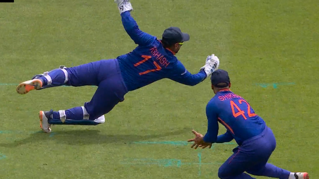Rishabh Pant takes Bairstow's "impossible catch" by flying in the air with one hand, Bumrah wreaks havoc
