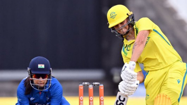 IND lost by 3 wickets due to Gardner's 51-run innings, Harmanpreet's innings went in vain, Renuka again got water on 4 wickets