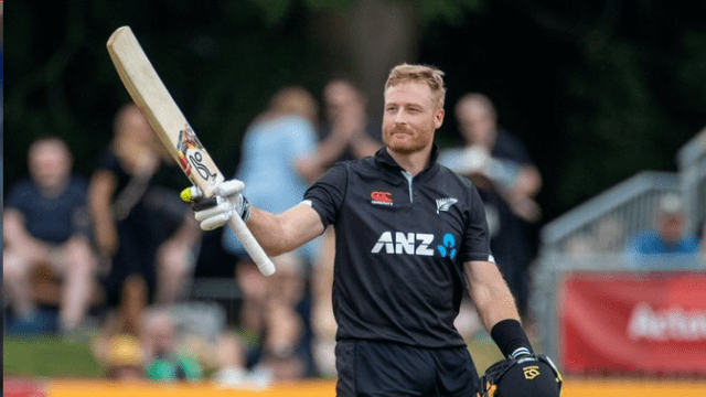 Martin Guptill completed a century with a six, broke Babar Azam's record by playing an innings of 115 runs
