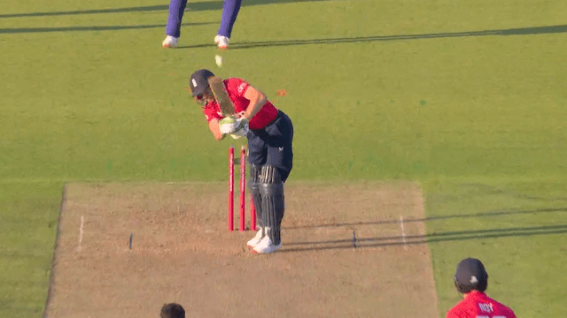 Bhuvneshwar's swing ball blew Butler's sleep, 3.1 degree swing ball, 5 records broken
