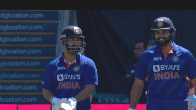 Rishabh Pant's stormy 26-run innings, the fielder came forward while running away, said "maar du takkar"