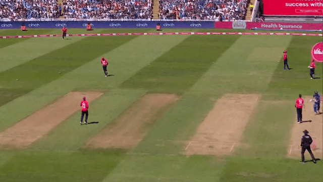 Virat was out for 1 run, flopped again, Sehwag said "Pace and shots should be seen"