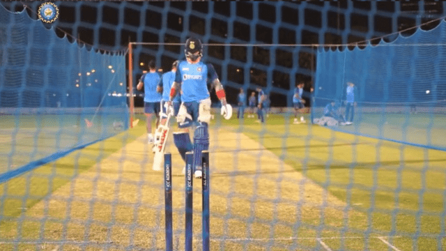 Video: Virat and Rohit Sharma are in a race to hit sixes, Ashwin-Jadeja get beaten up fiercely