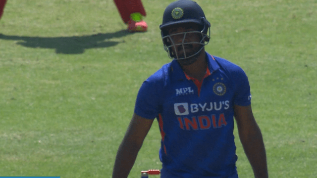 Video: Sanju Samson ripped the sky for a 98 meter six, Jangwe's senses were blown away by 2 consecutive sixes
