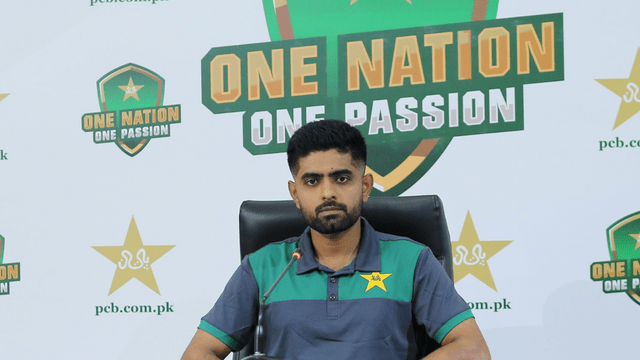 Video: Babar Azam got angry and said "If you take young player then problem, if you are experienced player then problem" not everyone can be happy