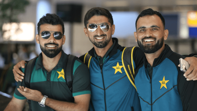 Pakistan team reached Netherlands, Babar Azam Afridi looked very happy, shared photo from Rotterdam