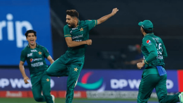Haris Rauf hit Gunaratne on the ball of 151 km "Rocket speed", blown Sri Lanka's senses