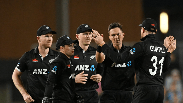 AUSvsNZ: Despite losing 5 wickets for 44 runs, Australia beat New Zealand by 2 wickets, Green-Maxwell's blast