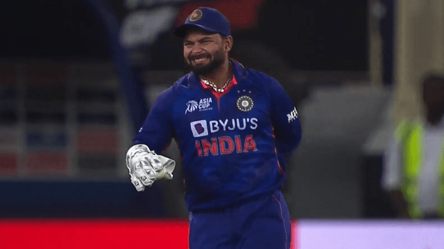 Rishabh Pant's mistake in RUN OUT in the last over was the reason for the defeat! I remember Dhoni again