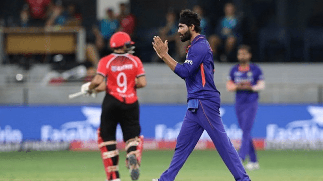 Ravindra Jadeja and Sanjay Manjrekar's funny, put photo and wrote "Watching my dear friend on screen", created a ruckus on social media
