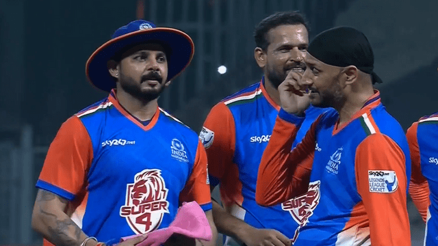 Ashok Dinda screaming loudly in live match, Dinda's pain became the reason for Mohammad Kaif's smile, know the reason