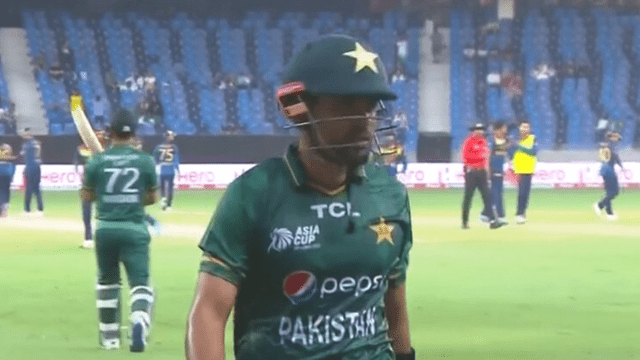 Hasan Ali became Superman, took a wonderful catch of Shanaka, after this childish act of Live match