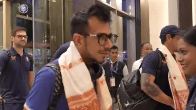 Video: Team India reached Guwahati, had a grand reception at the hotel, Harshdeep Deepak Chahar cut the cake and left Trivandrum