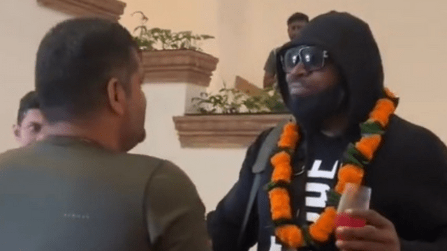 Video: Chris Gayle reaches India, Sehwag-Gayle pair will create havoc, it will rain for fours and sixes, join this team