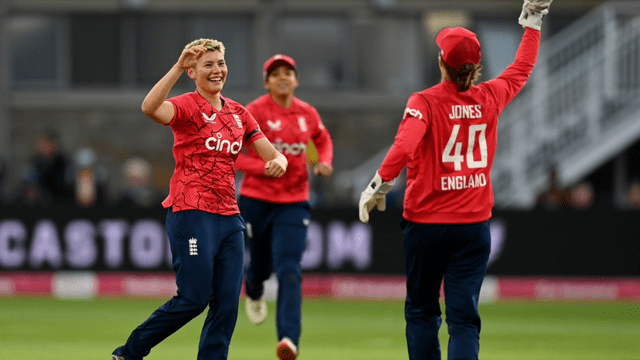 IND vs ENG: England beat India by 7 wickets, England became champion by 2/1, Richa-Pooja's innings went in vain