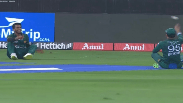 Hasan Ali became Superman, took a wonderful catch of Shanaka, after this childish act of Live match