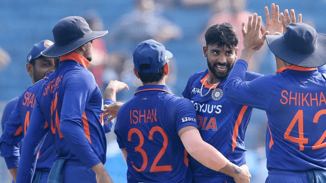 Video: Kuldeep took 4 wicket  ,Shahbaz created havoc, 8 players fell victim to spinners, 23-year-old record broken