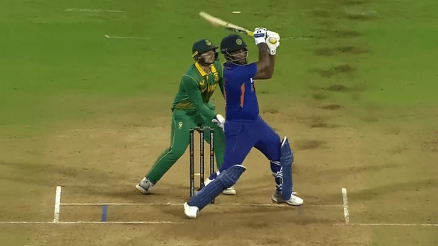 IND vs SA: Dhawan, Shreyas, Sanju were seen broken after the defeat, praised by Shardul, then took a jibe at Rituraj in gestures