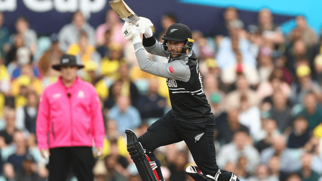 Video: Maxwell's anger broke out in the LIVE match, could not tolerate Nisham's six, got angry