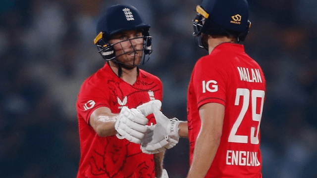 PAKvsENG: 70 runs in 16 balls, salt blew PAK bowlers, England won 170 runs in 14.3 overs