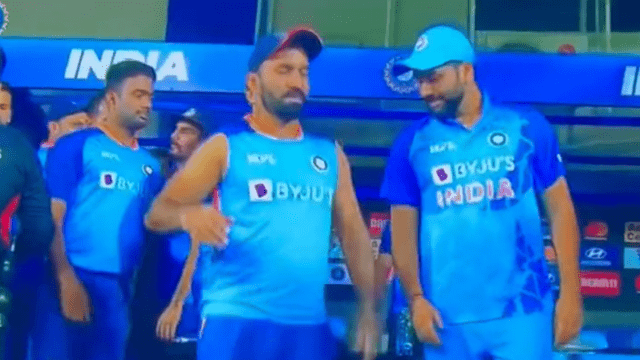 Video: Dinesh Karthik saved the applause after the defeat, then Rohit Sharma made a tremendous entry, Karthik laughed and laughed