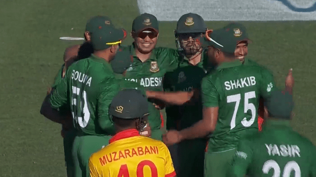 Foul and no ball could not save Zimbabwe's defeat, know the thrill of the last 6 balls