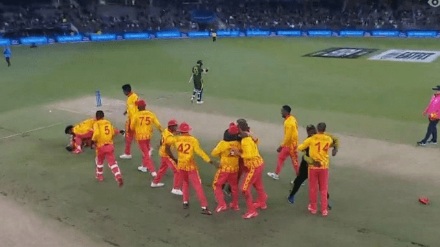 Babar's tears came out on Nawaz's mistake, Zimbabwe trampled Pakistan by 1 run, these 3 players became villains