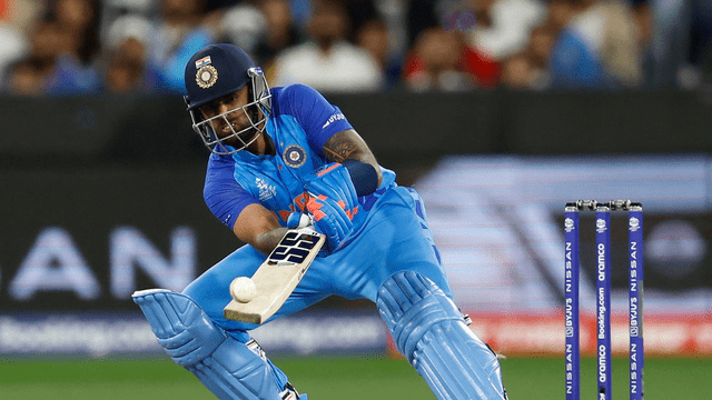 De Villiers' soul engulfed Suryakumar, got down on his knees, hit a 360 degree shot, hit a rocket six, 4 shots changed the story