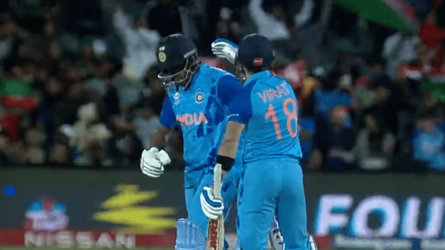Virat Kohli reminded Sachin by hitting a straight six, Hassan blown his senses, became the first such batsman