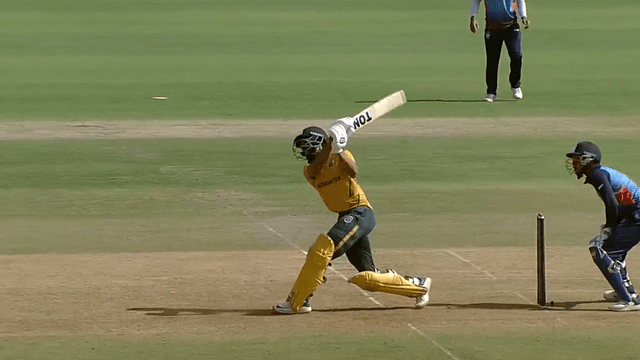 Rituraj made world record by hitting 7 consecutive sixes in 1 over, 16 sixes in an innings of 220 runs