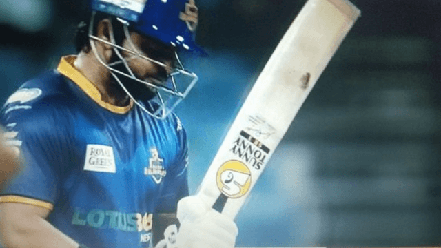 Mr. IPL Suresh Raina got OUT for 0 in the first match of T10 in this way, could not believe his luck, started smiling!