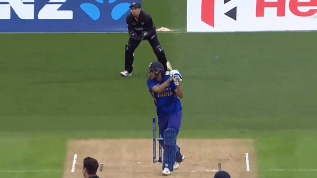 Shubman Gill hit 45 runs, hit the leg side with a "monster six", Matt Henry-Tim Southee shocked
