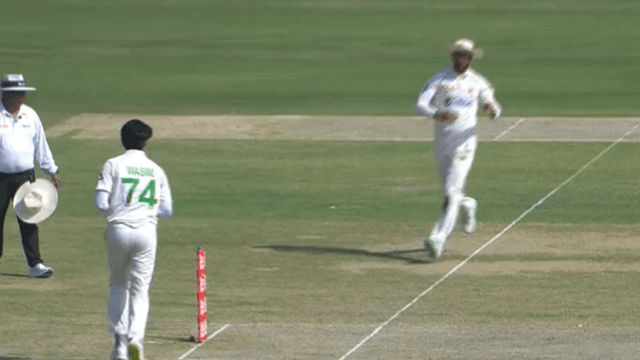 Brooks gets Ben Stokes RUN OUT! Azhar Ali's tremendous fielding did all the work