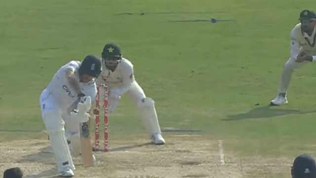 <blockquote class="twitter-tweet"><p lang="en" dir="ltr">This. Is. Special. 🤯<a href="https://twitter.com/hashtag/PAKvENG?src=hash&ref_src=twsrc%5Etfw">#PAKvENG</a> | <a href="https://twitter.com/hashtag/UKSePK?src=hash&ref_src=twsrc%5Etfw">#UKSePK</a> <a href="https://t.co/ExgHlMfrxY">pic.twitter.com/ExgHlMfrxY</a></p>— Pakistan Cricket (@TheRealPCB) <a href="https://twitter.com/TheRealPCB/status/1601142237106085889?ref_src=twsrc%5Etfw">December 9, 2022</a></blockquote> <script async src="https://platform.twitter.com/widgets.js" charset="utf-8"></script>