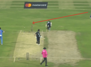 Ishaan Kishan did RUN-OUT to Bracewell in front of Dhoni at the speed of a cheetah