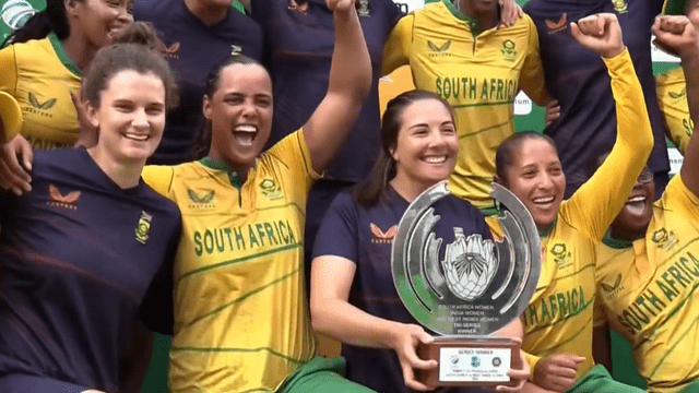 IND vs SA: South Africa beat India by 5 wickets to become champion, Deepti Sharma became player of the series