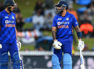 IND vs AUS: Former coach Ravi Shastri insisted on giving a chance to this legendary player of T20, said that he can play an important role in victory