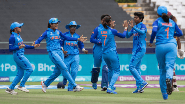 IND vs WI: Taylor injured in live match, ambulance entered the ground, carried out on a stretcher