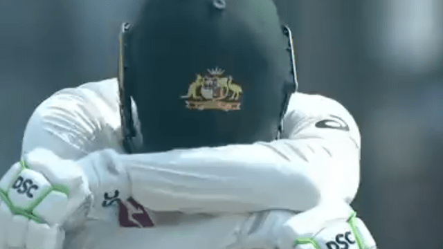 KL Rahul became Superman, caught Khawaja's amazing catch by jumping with one hand, out for 81 runs, missed a century